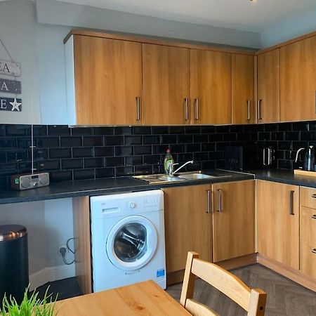 Fantastic Large 2 X Bedroom Flat, Free Parking Sale Exteriör bild