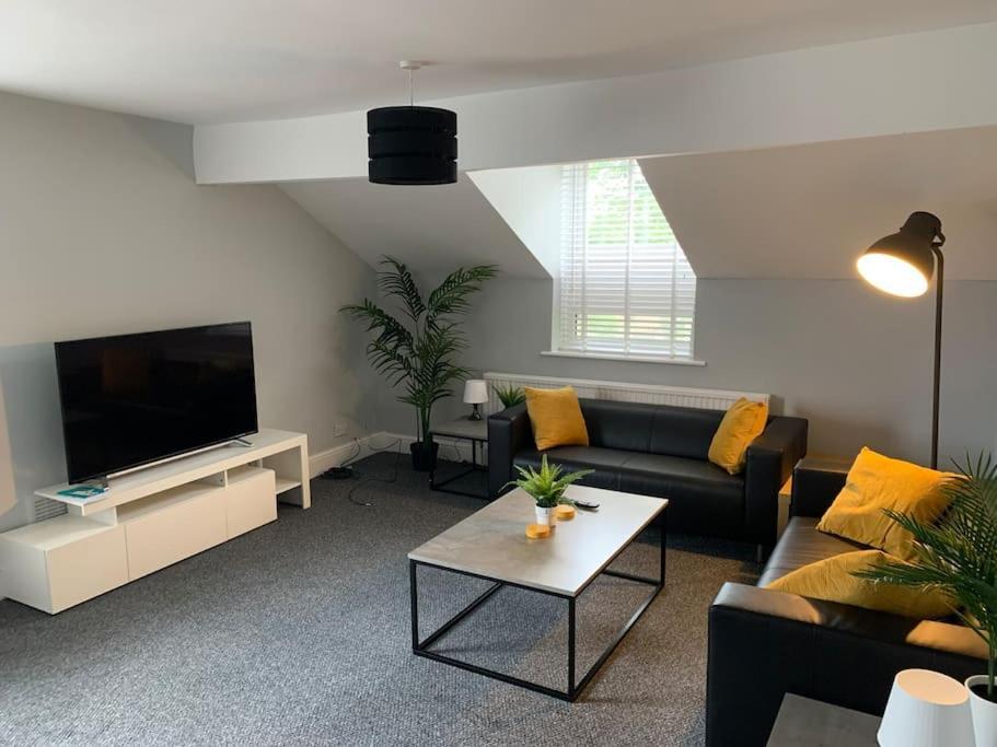 Fantastic Large 2 X Bedroom Flat, Free Parking Sale Exteriör bild
