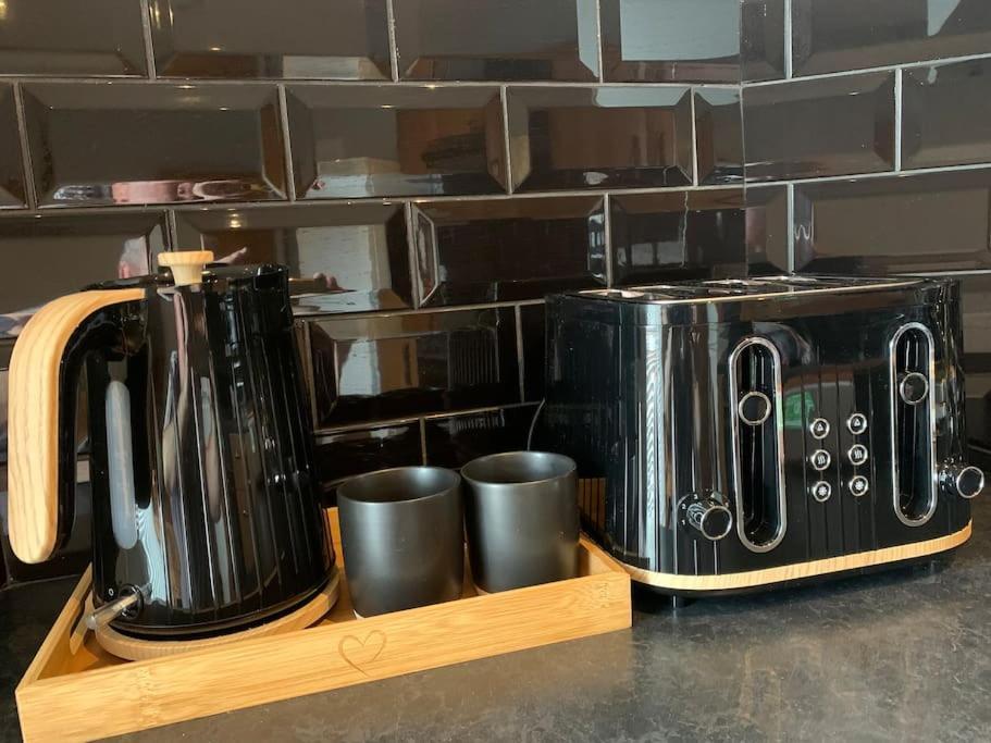 Fantastic Large 2 X Bedroom Flat, Free Parking Sale Exteriör bild