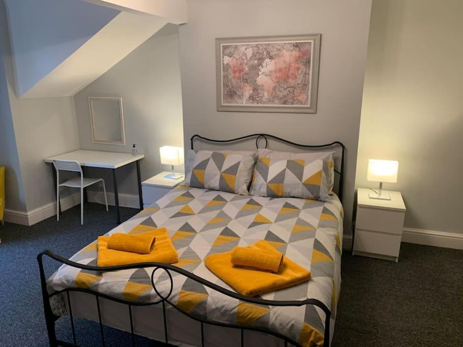 Fantastic Large 2 X Bedroom Flat, Free Parking Sale Exteriör bild